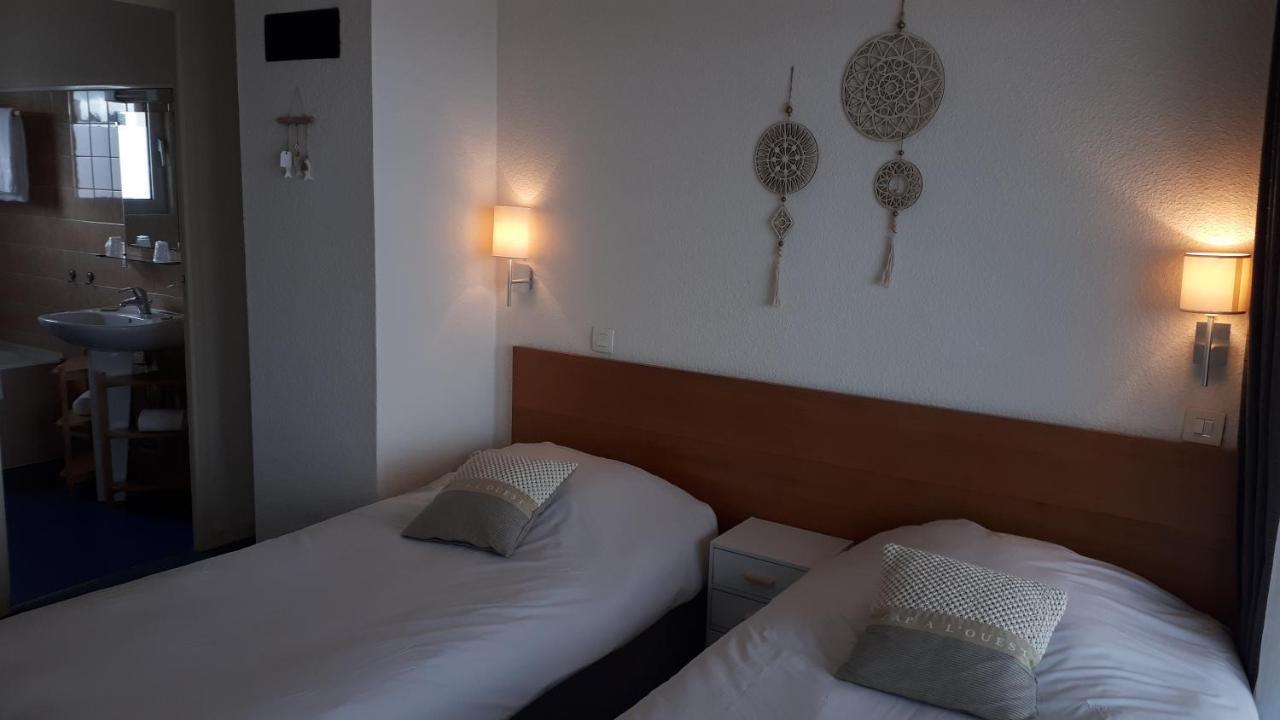 Hotel Du Port Bar Restaurant Sarzeau Εξωτερικό φωτογραφία